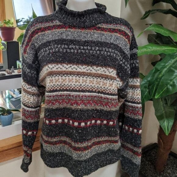 St. John's Bay Authentic Women's Sweater Size Sm - Picture 1 of 8